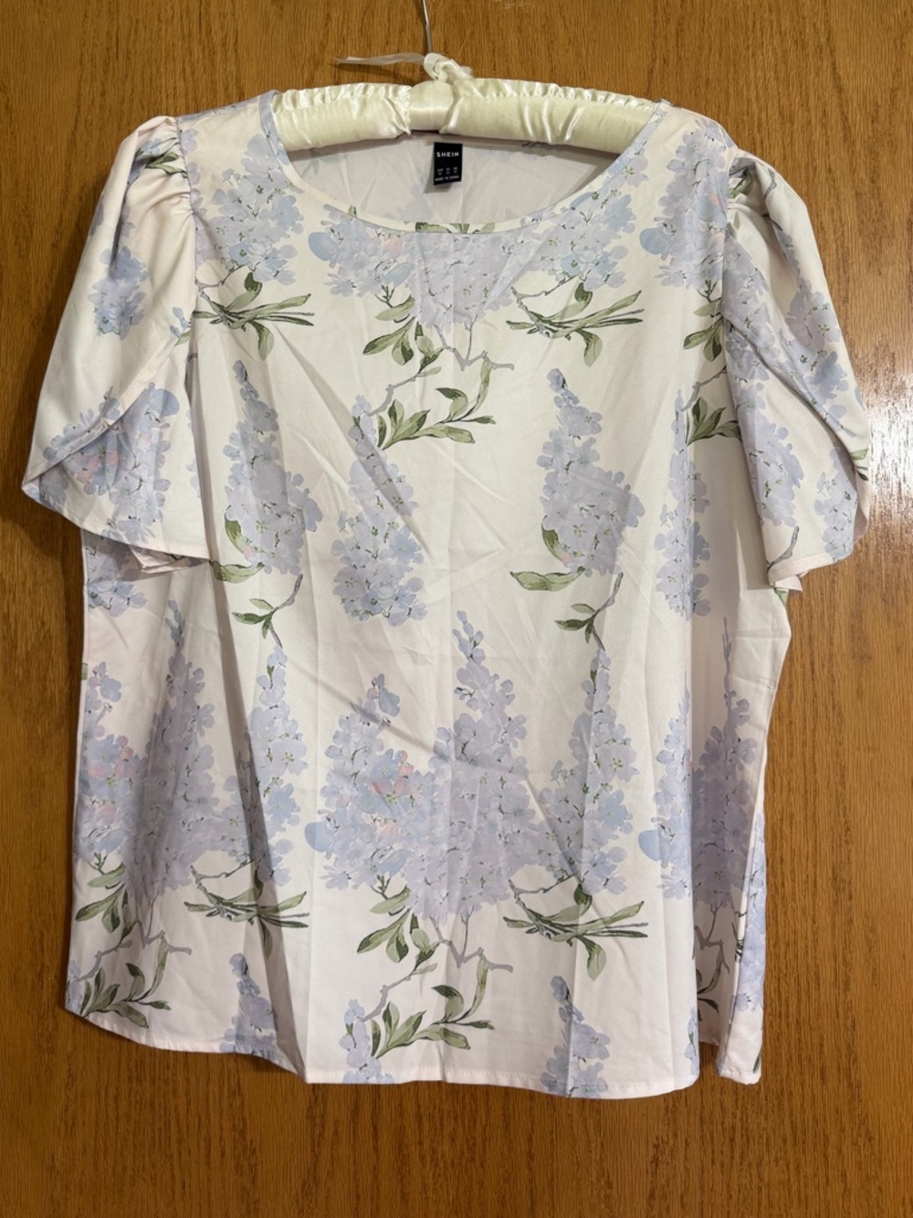 Women's Floral Puff-Sleeve Top in Light Blue and Cream Xl